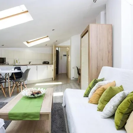 Urban Nest Apartments Lazarza 3-2